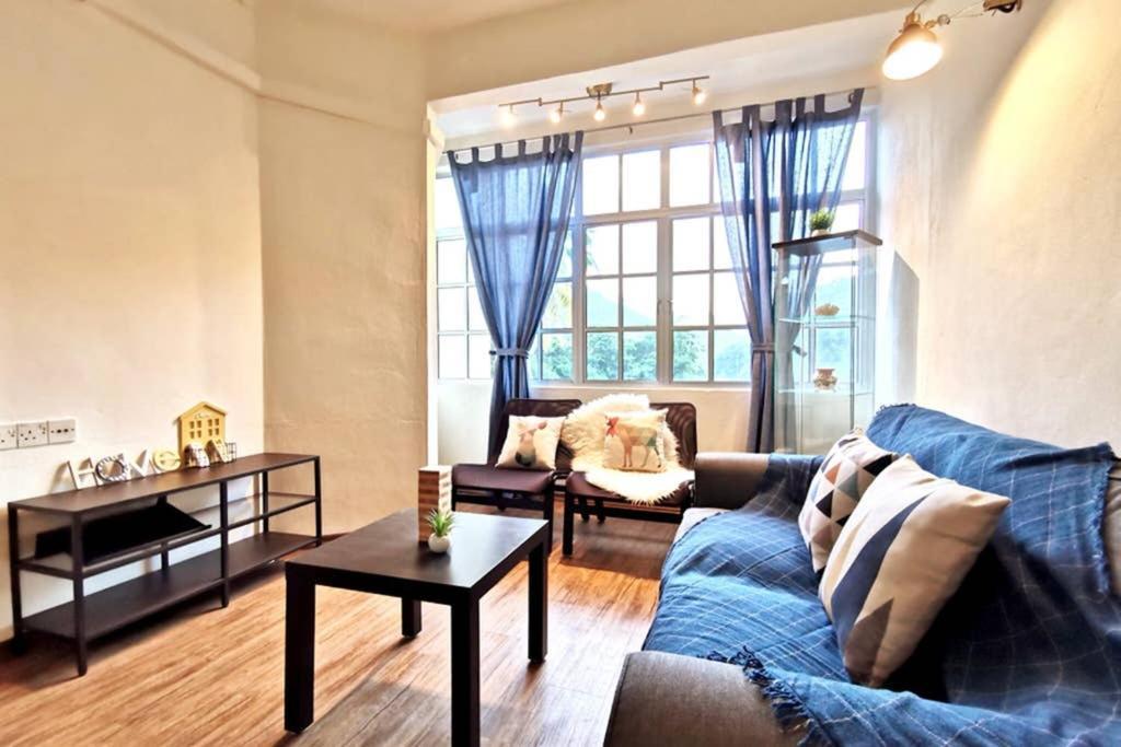 Ees Whale House - Homestay 3 Min Walk To Beach Batu Ferringhi Exterior photo